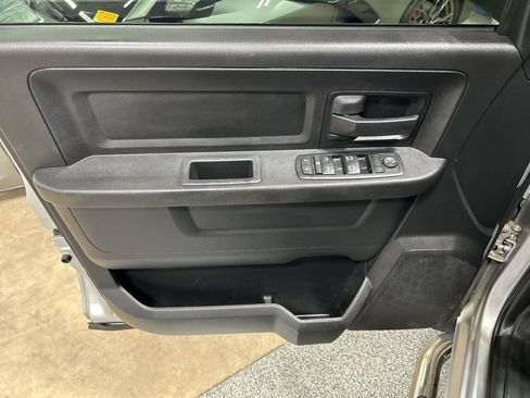 Used 2016 RAM 3500 Tradesman w/ Popular Equipment Group image 12