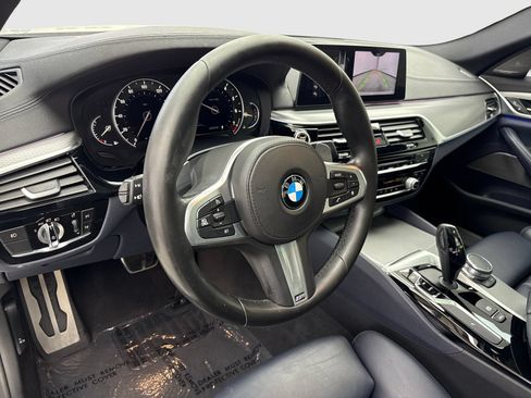 Used 2017 BMW 540i RWD image 18