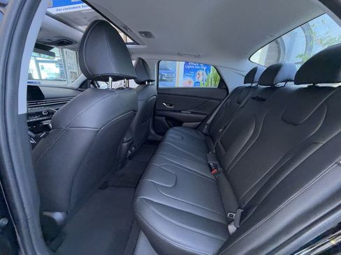 New 2026 Hyundai Elantra Limited FWD image 13