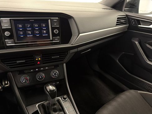 Used 2023 Volkswagen Jetta Sport image 22