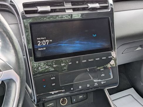 Used 2022 Hyundai Tucson Limited AWD/4WD image 18
