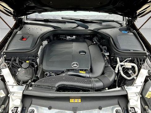 Certified 2022 Mercedes-Benz GLC 300 image 11