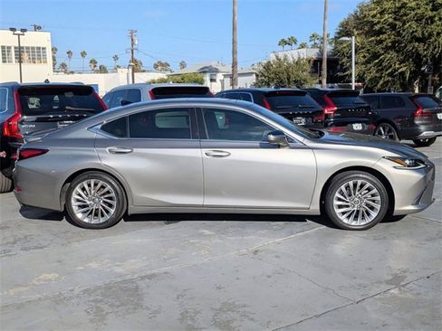 Used 2021 Lexus ES 350 Luxury w/ Accessory Package 2 image 2