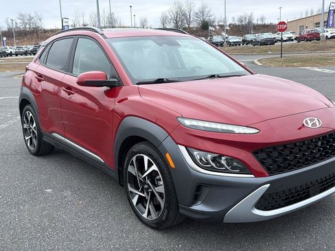 Used 2022 Hyundai Kona Limited image 1