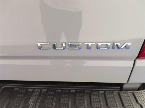 Used 2025 Chevrolet Silverado 2500 Custom w/ Custom Value Package AWD/4WD image 13