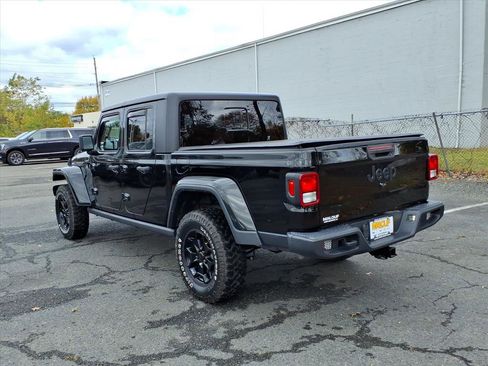 Used 2022 Jeep Gladiator Willys image 5