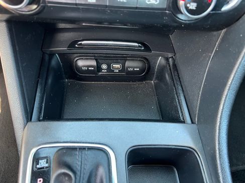 Used 2018 Kia Optima LX FWD image 30