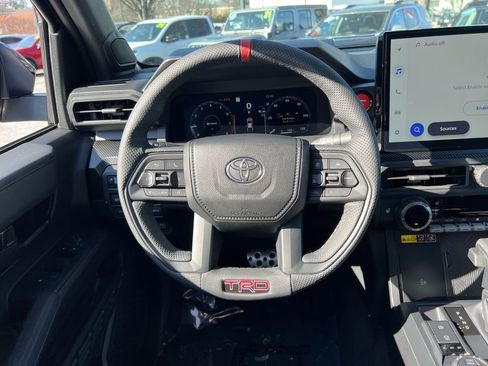 Used 2025 Toyota Tacoma TRD Pro image 16
