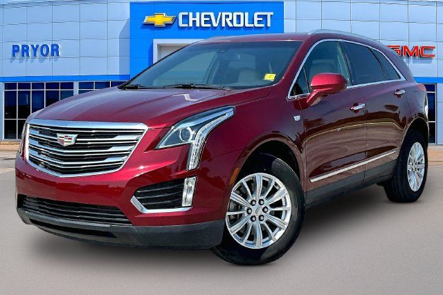 Used 2017 Cadillac XT5 FWD w/ LPO, Wheel Lock Package image 3