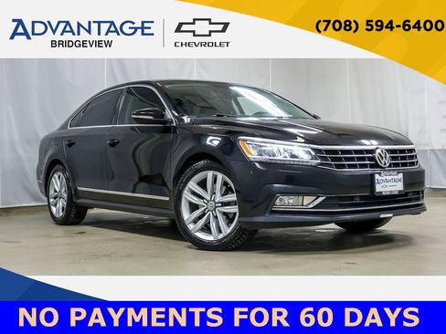 Used 2017 Volkswagen Passat 1.8T SE image 1
