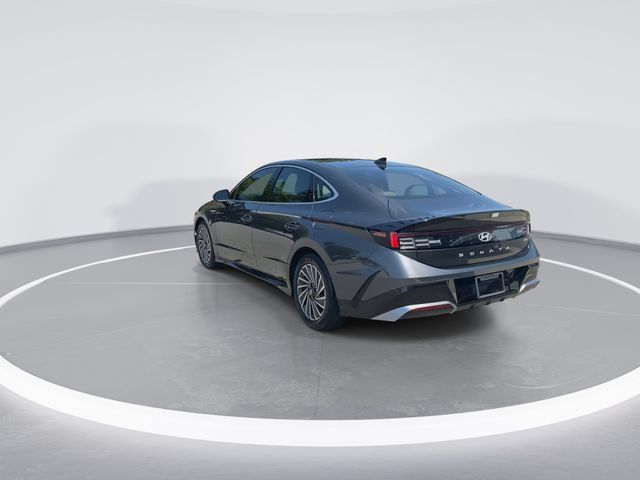 Certified 2025 Hyundai Sonata SEL FWD image 6
