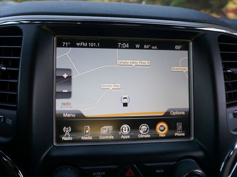 Used 2017 Jeep Grand Cherokee Limited image 9