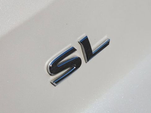 Certified 2025 Nissan Pathfinder SL FWD image 9