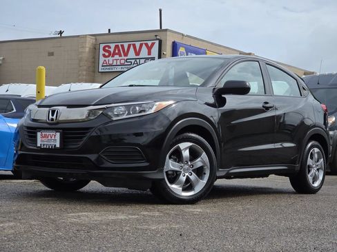 Used 2019 Honda HR-V LX image 2