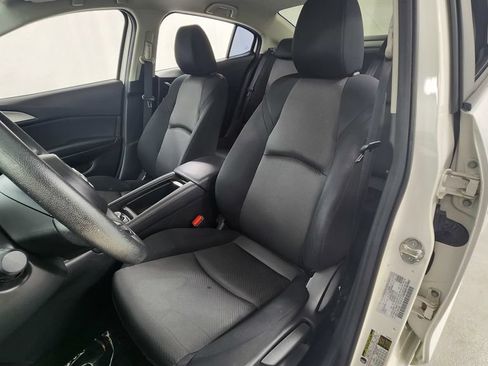 Used 2017 MAZDA MAZDA3 Sport FWD image 10