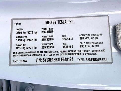 Used 2020 Tesla Model 3 Long Range image 36