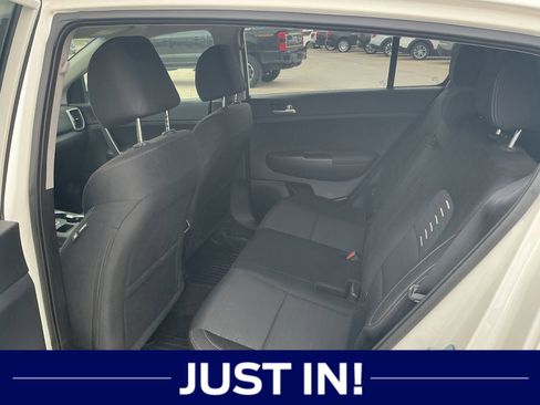 Used 2021 Kia Sportage LX w/ LX Fwd Popular Package image 6