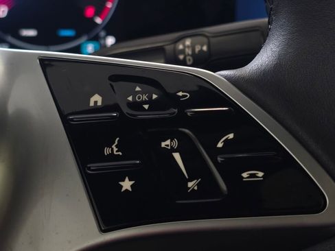 Used 2025 Mercedes-Benz GLA 250 4MATIC image 42