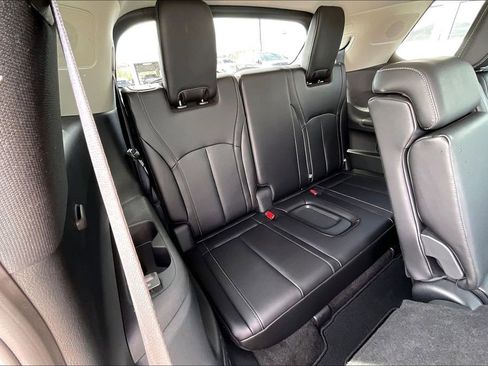 Used 2025 INFINITI QX60 Luxe image 28