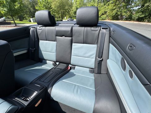 Used 2012 BMW M3 Convertible RWD image 41