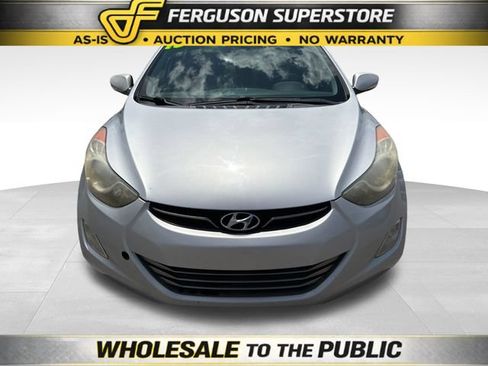 Used 2013 Hyundai Elantra Limited FWD image 2