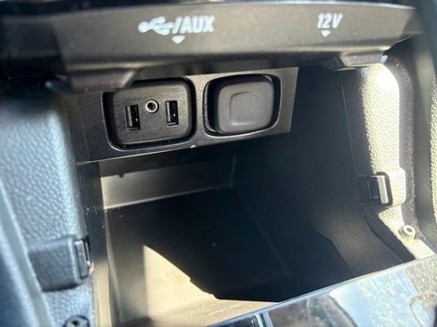 Used 2022 Buick Encore Preferred w/ Safety Package AWD/4WD image 25