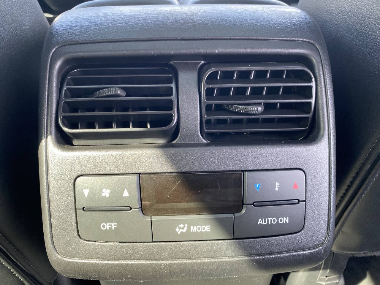 Used 2011 MAZDA CX-9 Grand Touring w/ Moonroof & Bose Audio Pkg AWD/4WD image 26