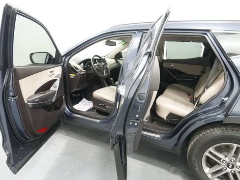 Used 2017 Hyundai Santa Fe Sport AWD/4WD image 18