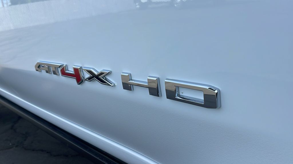 New 2026 GMC Sierra 2500 AT4X AWD/4WD image 11