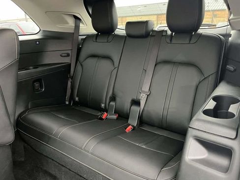 Used 2024 MAZDA CX-90 3.3 Turbo w/ Premium Package image 17