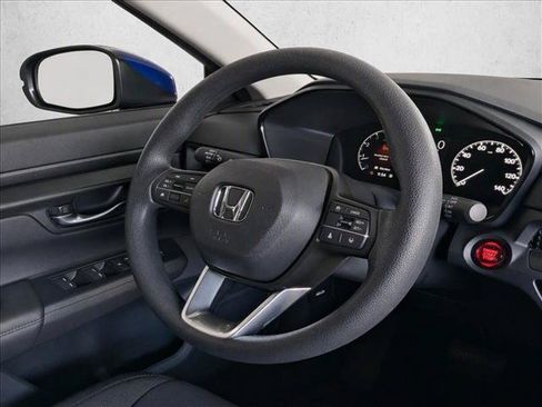 Certified 2025 Honda CR-V LX image 27