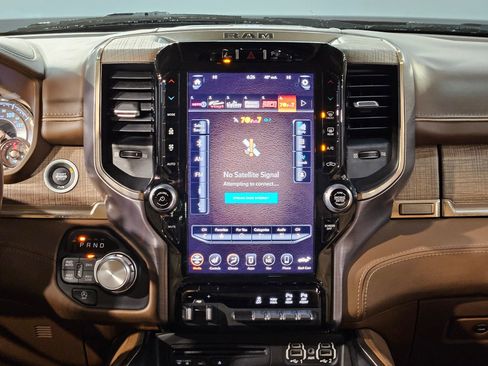 Used 2019 RAM 1500 Limited image 16