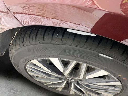 Used 2024 Nissan Altima 2.5 SV FWD image 23