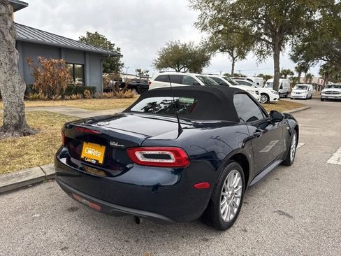 Used 2018 FIAT 124 Spider Classica w/ Technology Group image 7