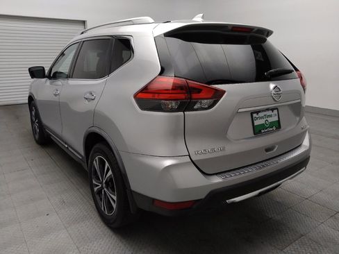 Used 2017 Nissan Rogue SL w/ SL Premium Package AWD/4WD image 5