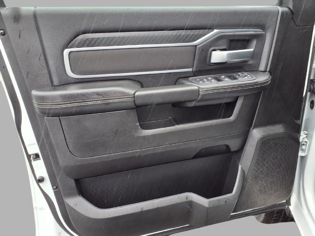 Used 2026 RAM 3500 Big Horn AWD/4WD image 18