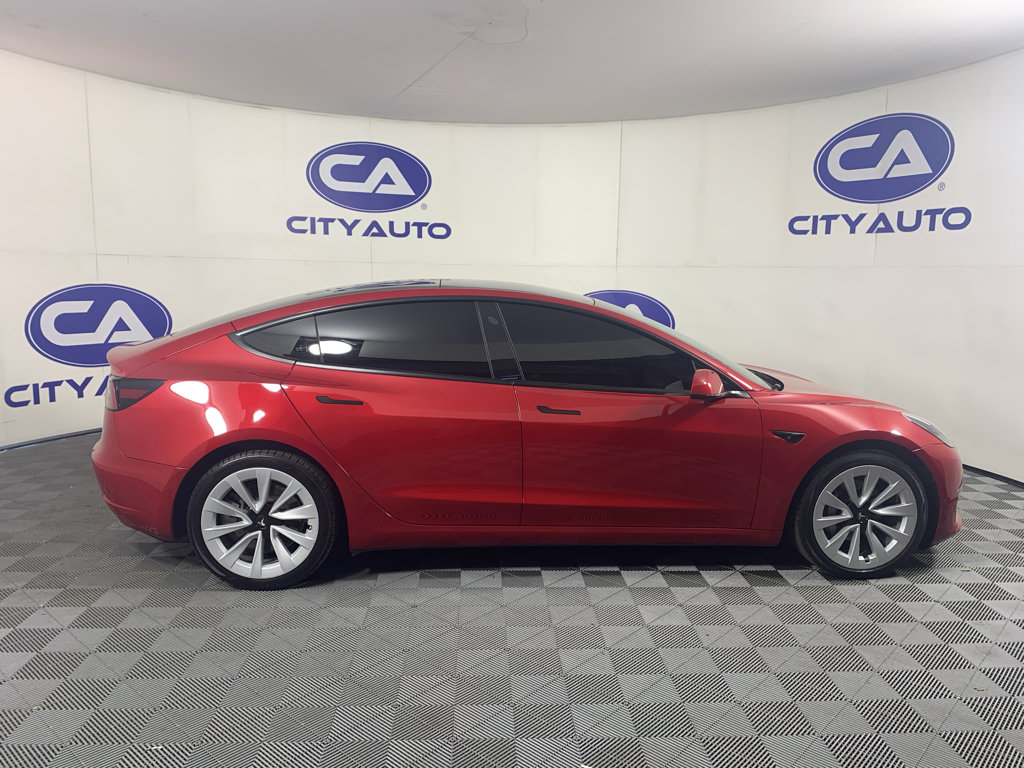 Used 2023 Tesla Model 3 Standard Range RWD image 2