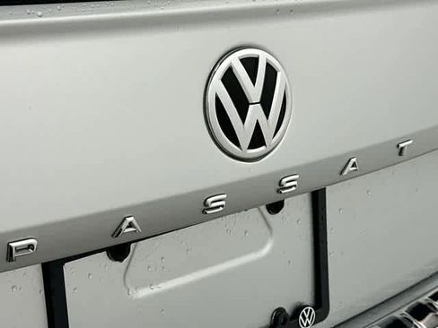 Certified 2020 Volkswagen Passat 2.0T R-Line FWD image 26