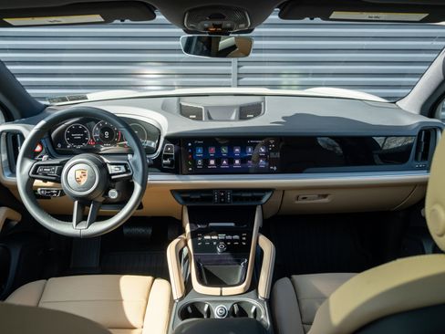 New 2026 Porsche Cayenne AWD/4WD image 18
