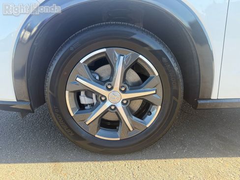 Used 2025 Honda HR-V EX-L image 11