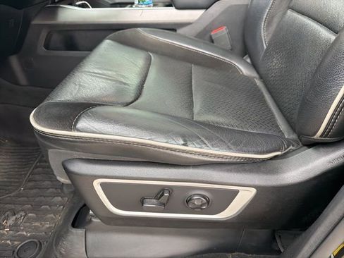 Used 2020 RAM 1500 Laramie image 5