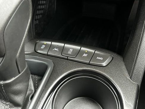 Used 2021 Chevrolet TrailBlazer LT w/ Convenience Package AWD/4WD image 23