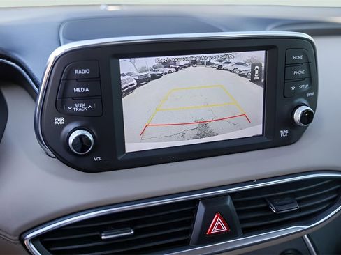 Used 2019 Hyundai Santa Fe SE image 19