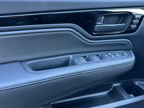 New 2026 Honda Odyssey Touring image 10