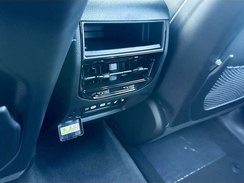 New 2026 Jeep Grand Cherokee Limited RWD image 27
