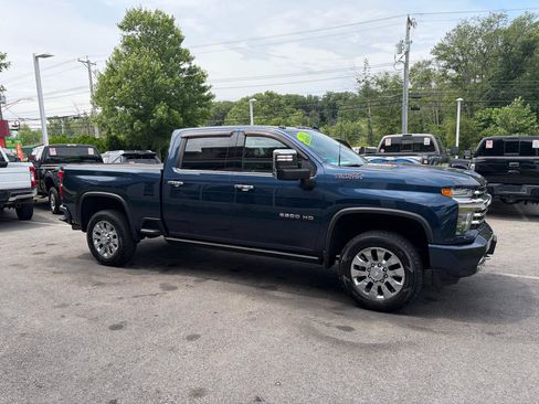 Used 2021 Chevrolet Silverado 2500 High Country w/ Technology Package AWD/4WD image 5