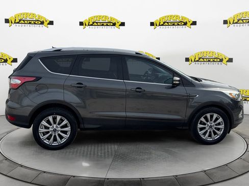 Used 2017 Ford Escape Titanium image 7