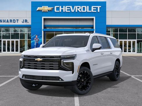 New 2026 Chevrolet Suburban High Country image 8