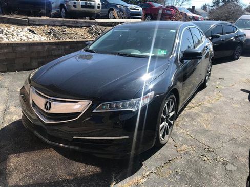 Used 2016 Acura TLX V6 image 2