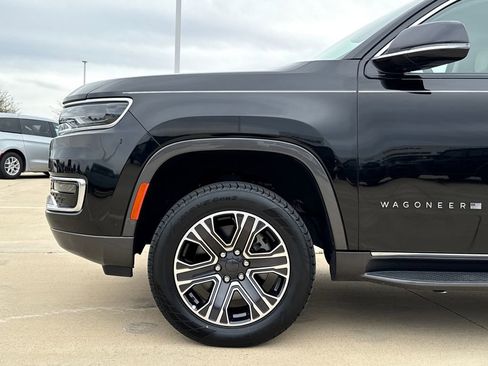 Used 2022 Jeep Wagoneer Series III image 5